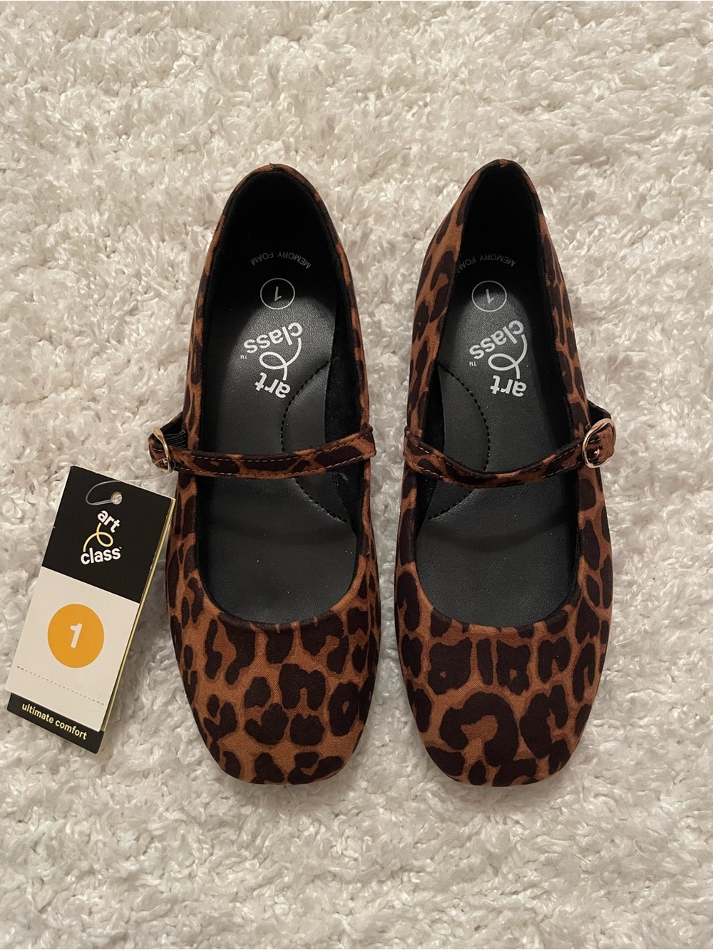 Art Class Girls Leopard Flats size 1 NWT